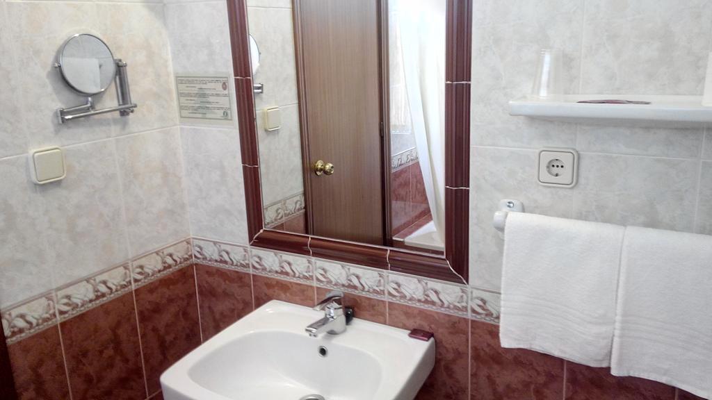 Hotel Riavela Ayamonte Extérieur photo